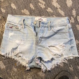 Hollister Jean shorts size 3 or 26
